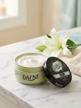 Envase de Crema hidratante de manos y cuerpo Dafne Cris Voiage